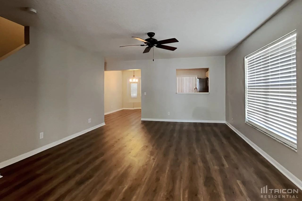 8419 Hawbuck St - Photo 3 of 16