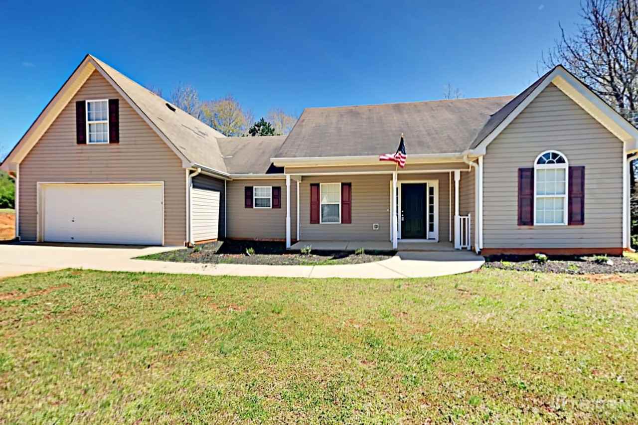 1151 Larkspur Dr - Photo 2 of 11