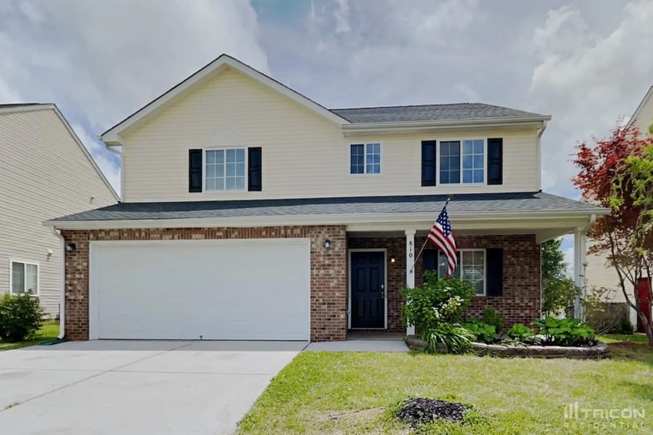 810 Topsail Dr - Photo 2 of 16