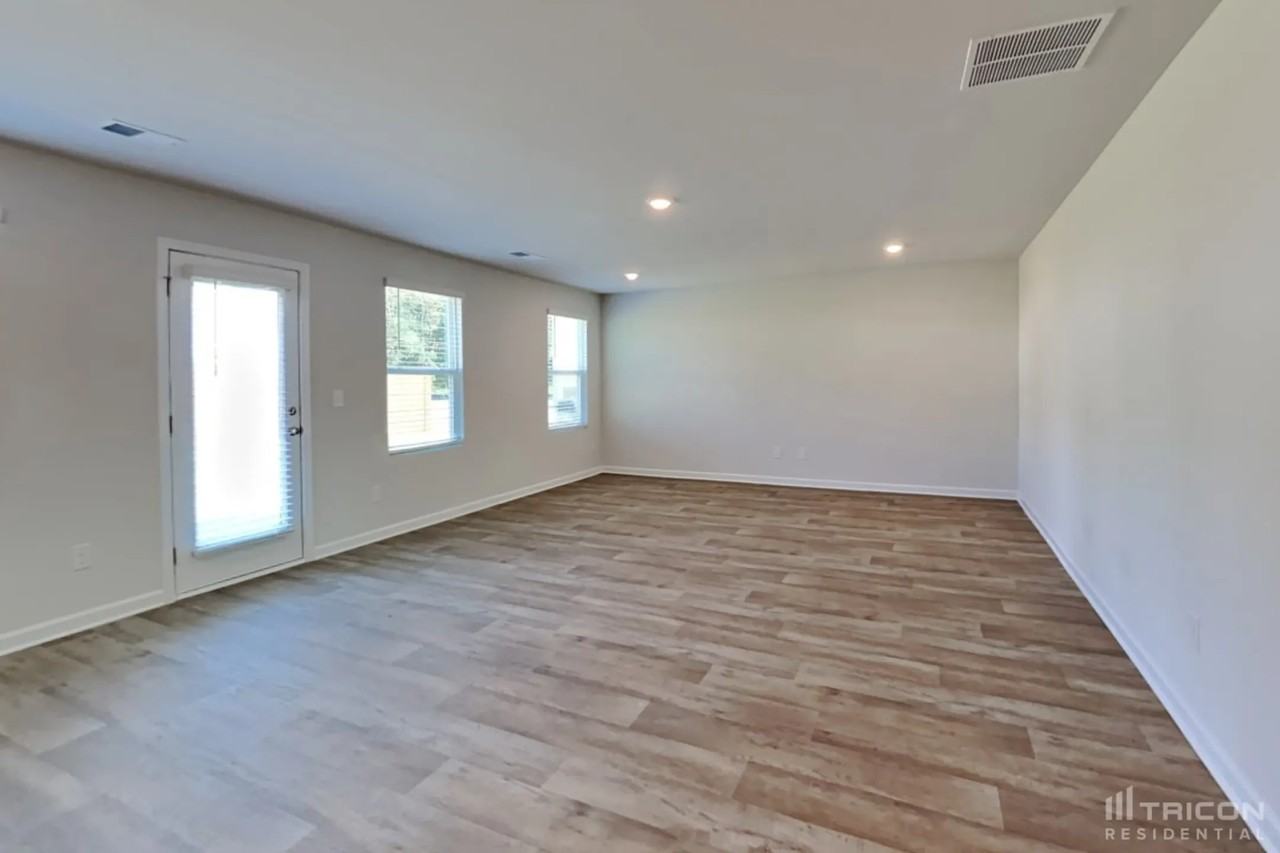 1375 Midnight Ride Ct - Photo 3 of 18