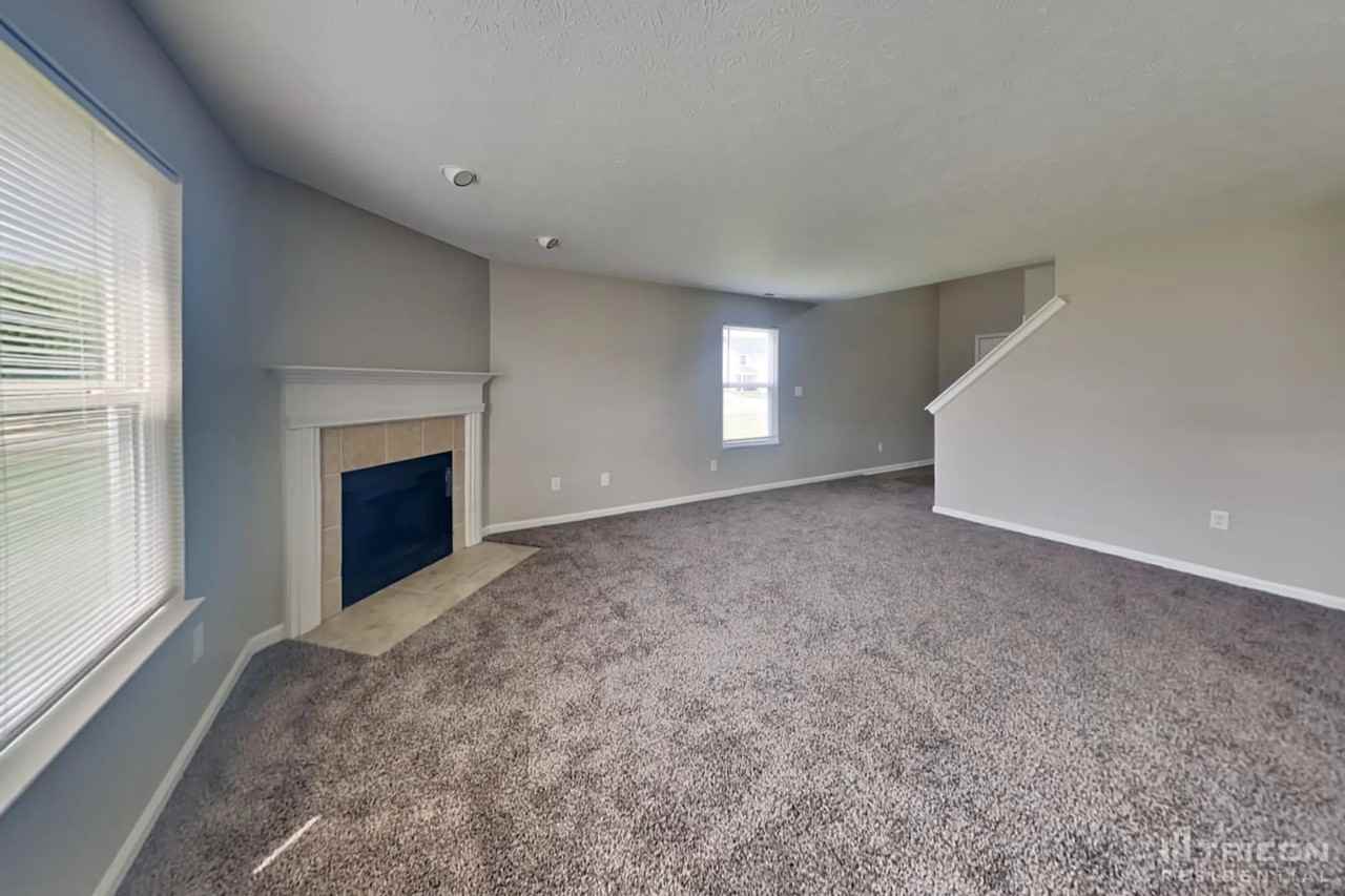 1257 Slate Dr - Photo 3 of 19