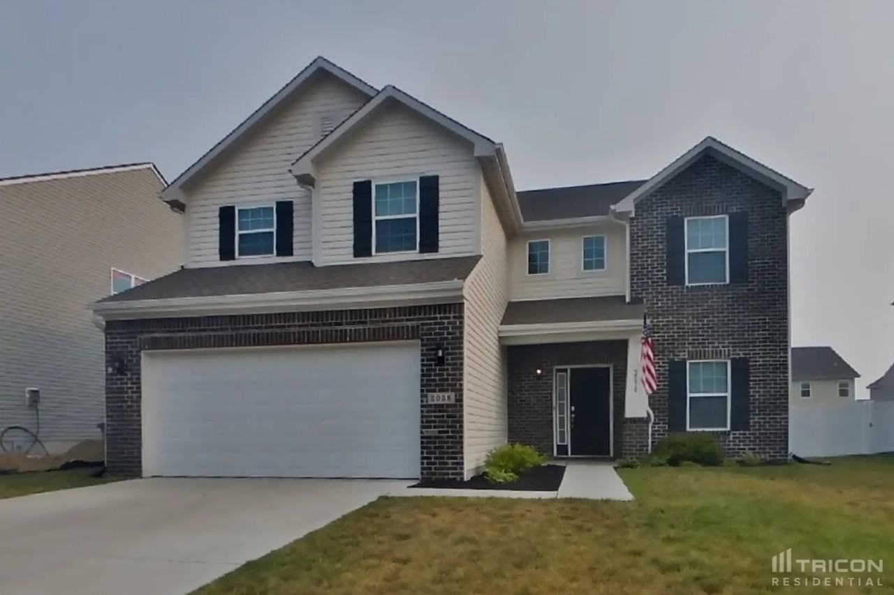 2038 Abbey Ln - Photo 2 of 17