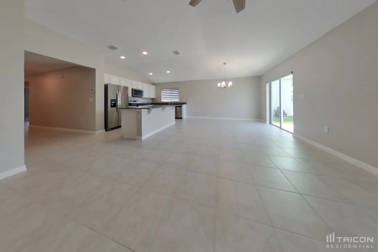 3268 Eagle Hammock Cir - Photo 3 of 32