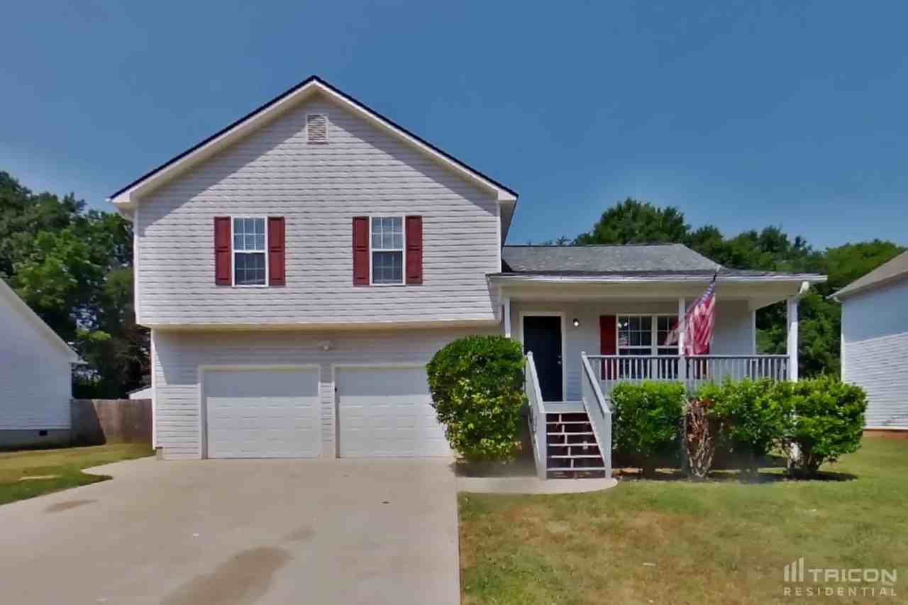 10 Magnolia St - Photo 2 of 17