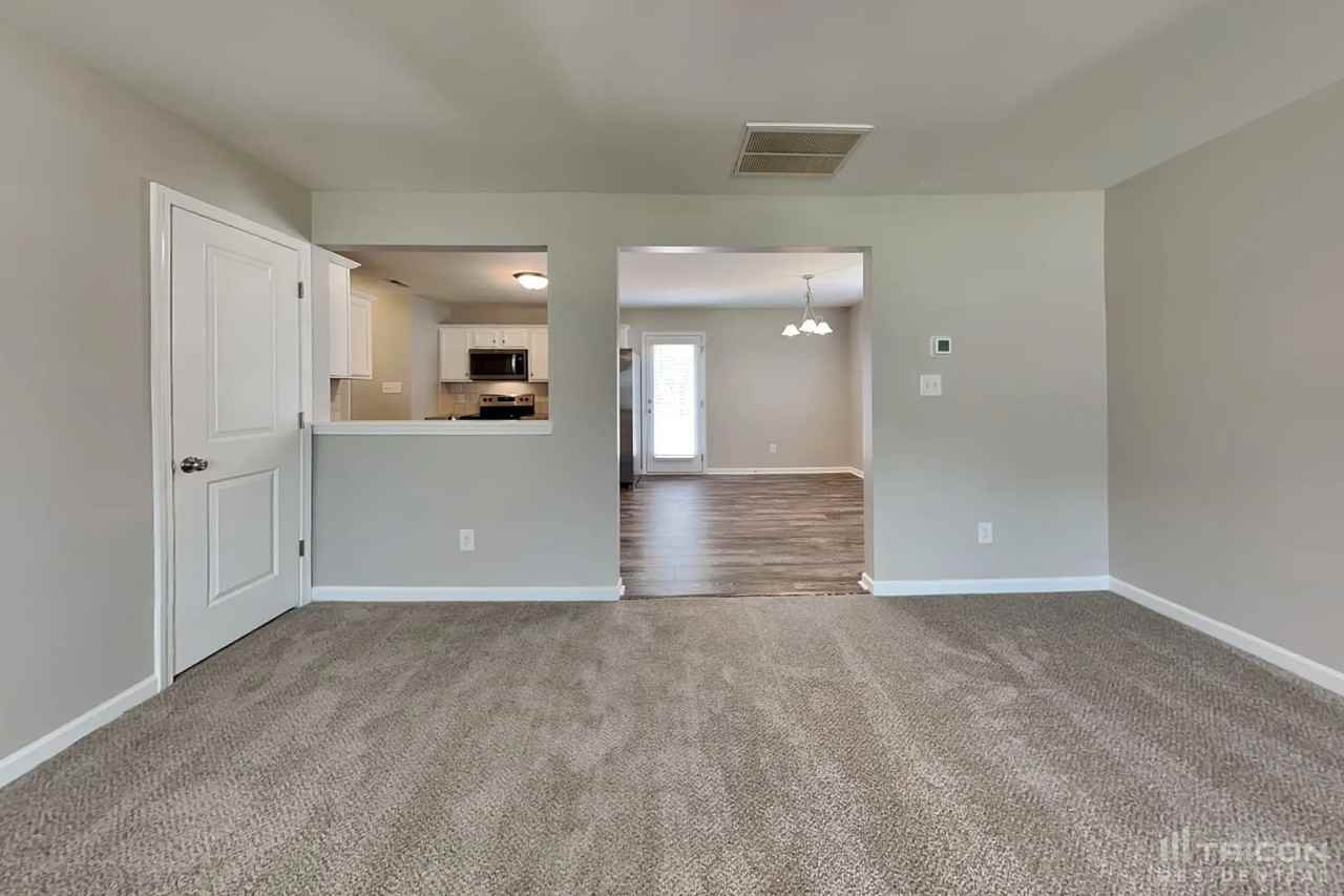 147 Cattail Ln - Photo 3 of 16