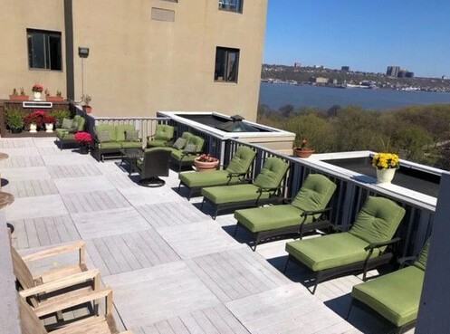 240 Riverside Dr #910 - Photo 6 of 7