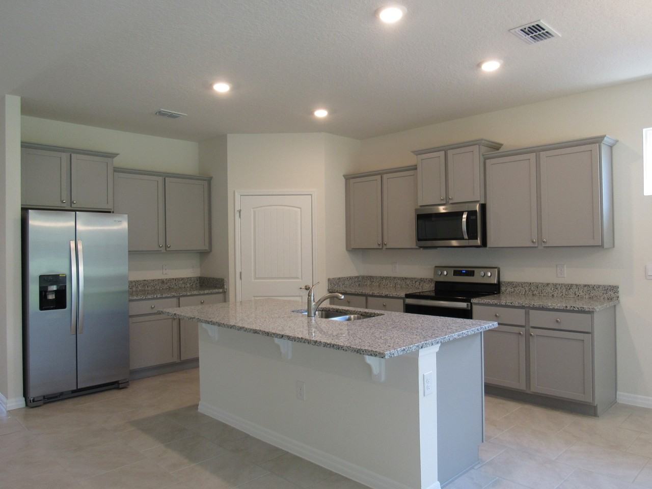 1582 Delphi Way - Photo 3 of 14