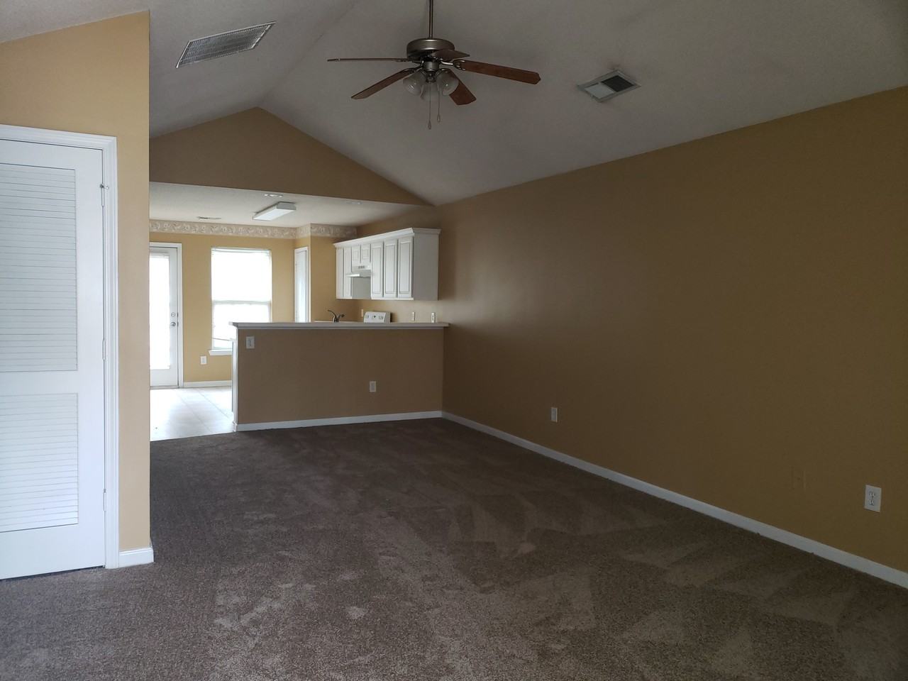 532 Epris Ln - Photo 2 of 10