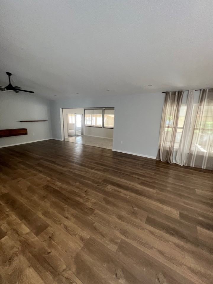 115 N Bay Hills Blvd - Photo 3 of 26