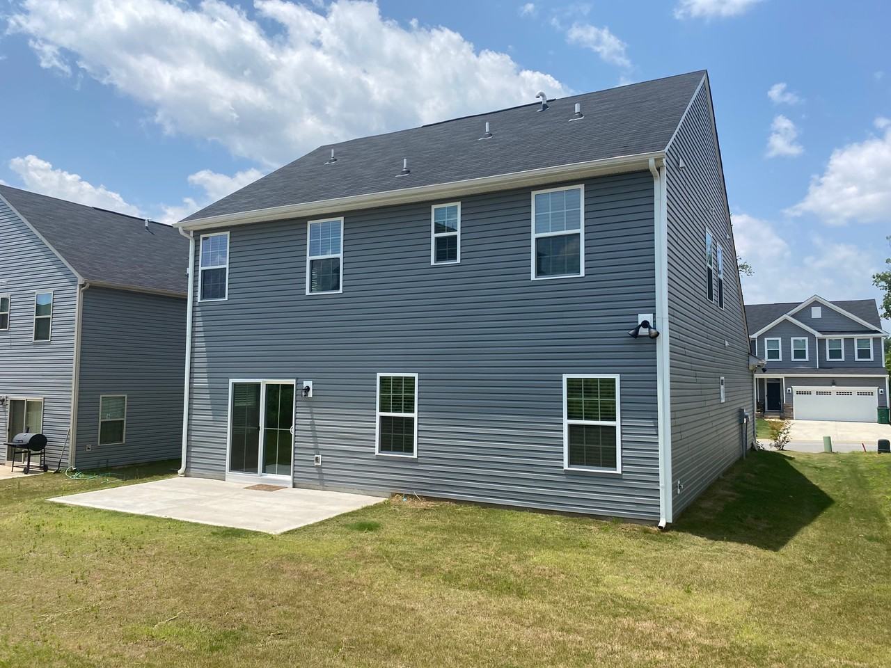 1429 Park Terrace - Photo 2 of 21