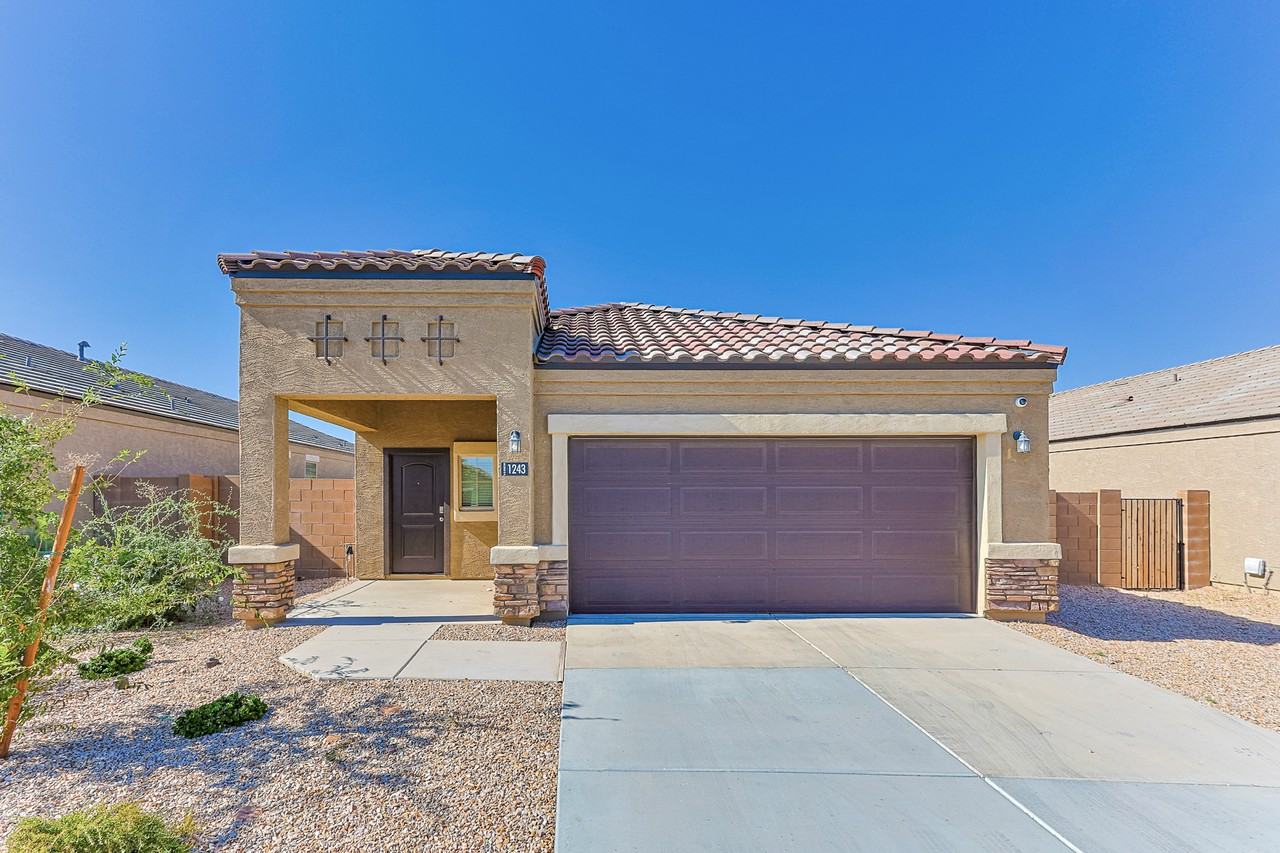 1243 E Eric Pl - Photo 2 of 17