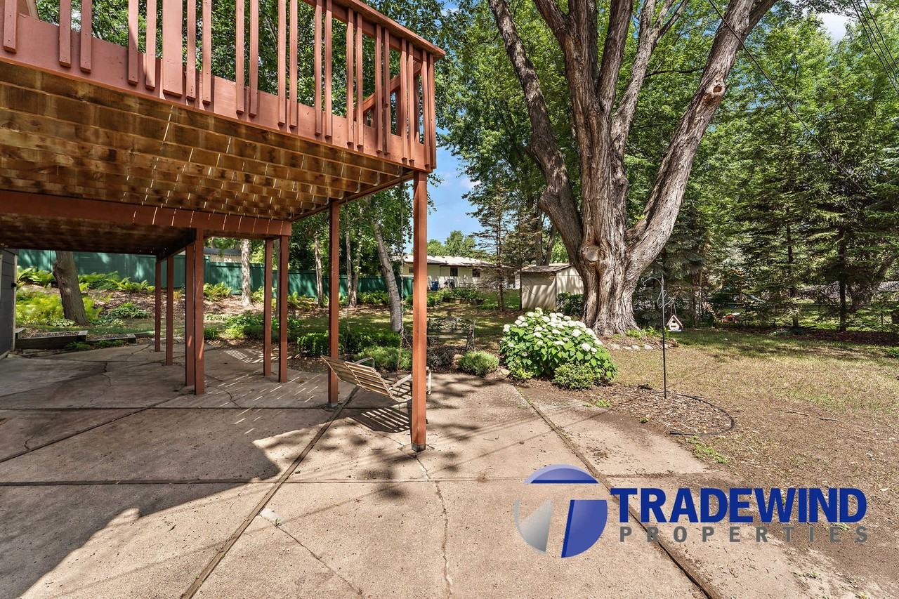 2410 West 106th Street - Photo 2 of 20