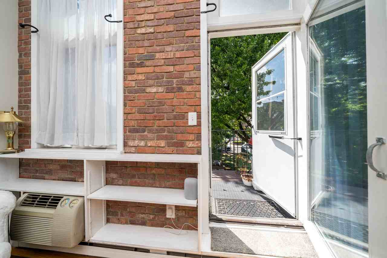 224 Monroe St #2RN - Photo 3 of 14