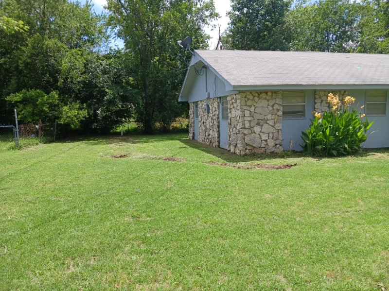 37 Park St - Photo 2 of 9