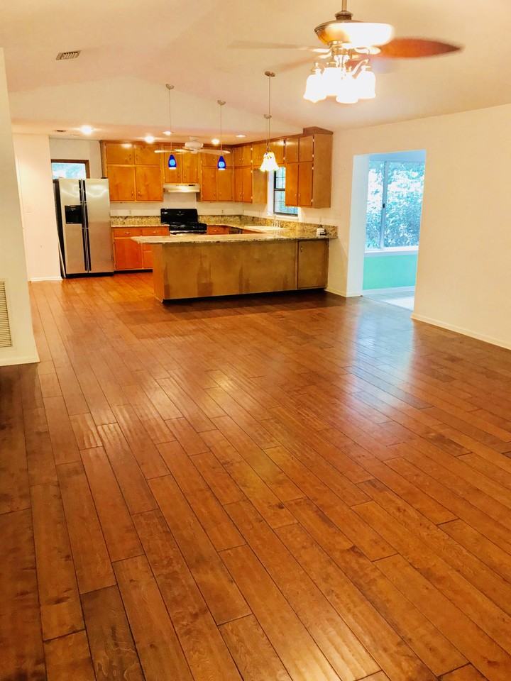 10608 Lake Iamonia Dr #NA - Photo 2 of 12