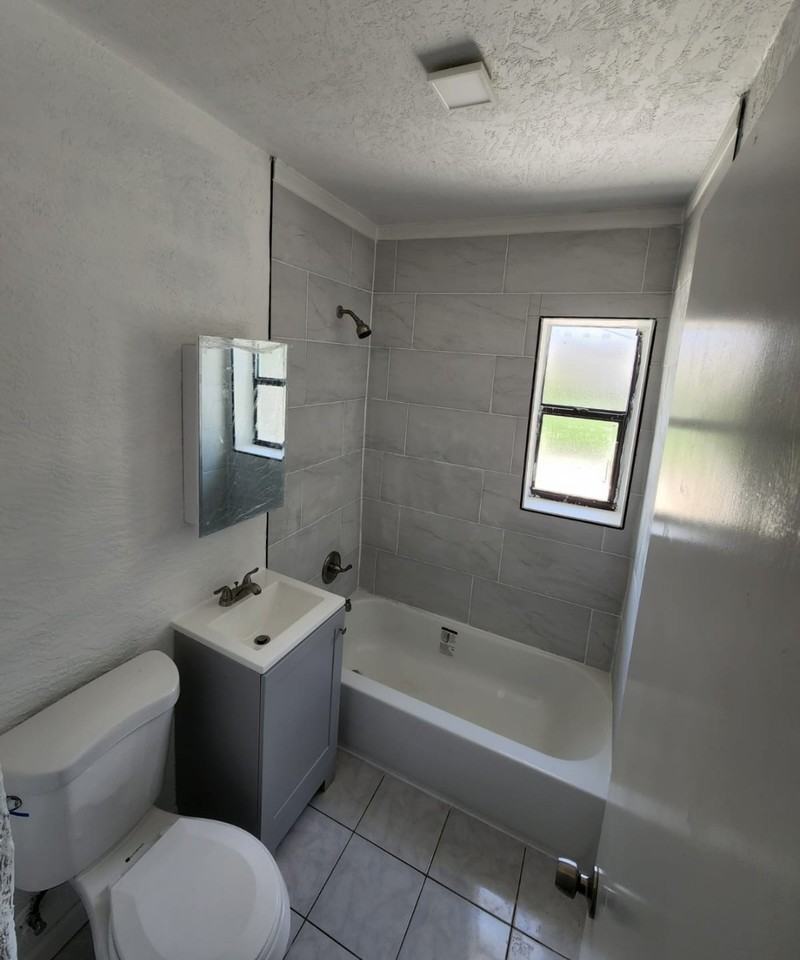 1424 S C St #NA - Photo 2 of 11