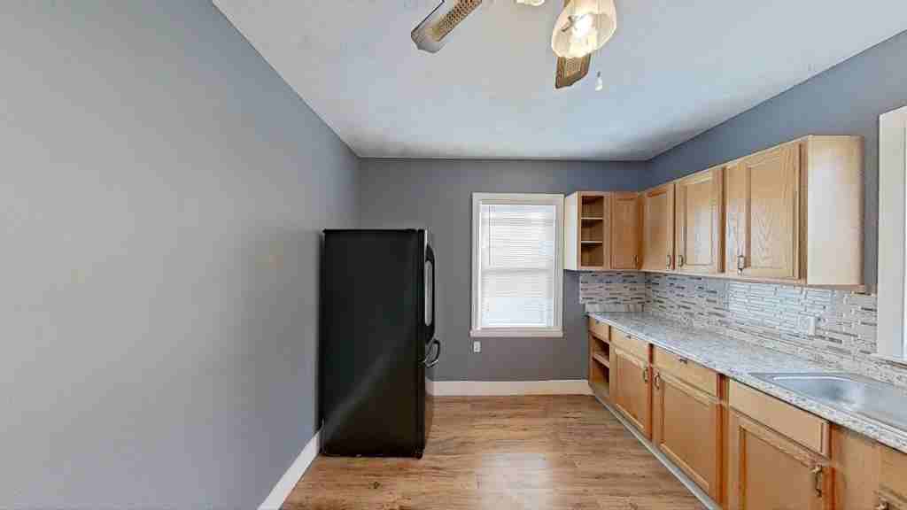 8 Whitman Street #2 - Photo 2 of 9