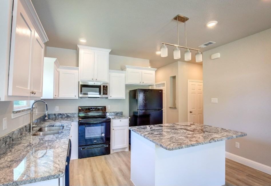 3120 Hemphill Street - Photo 2 of 5