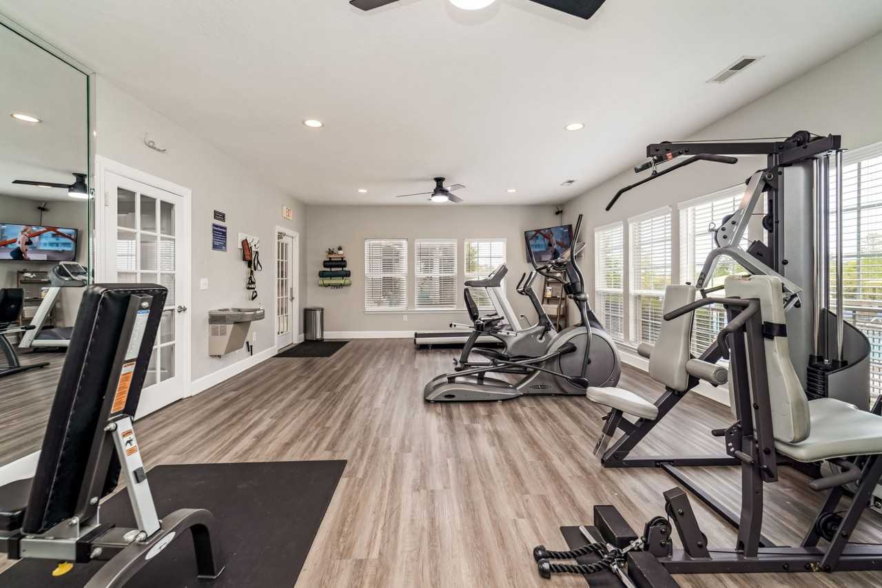 Lakes of Columbia - Photo 5 of 48