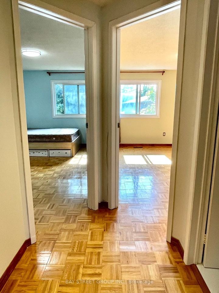 137 Appleby Crescent ## - Photo 3 of 6