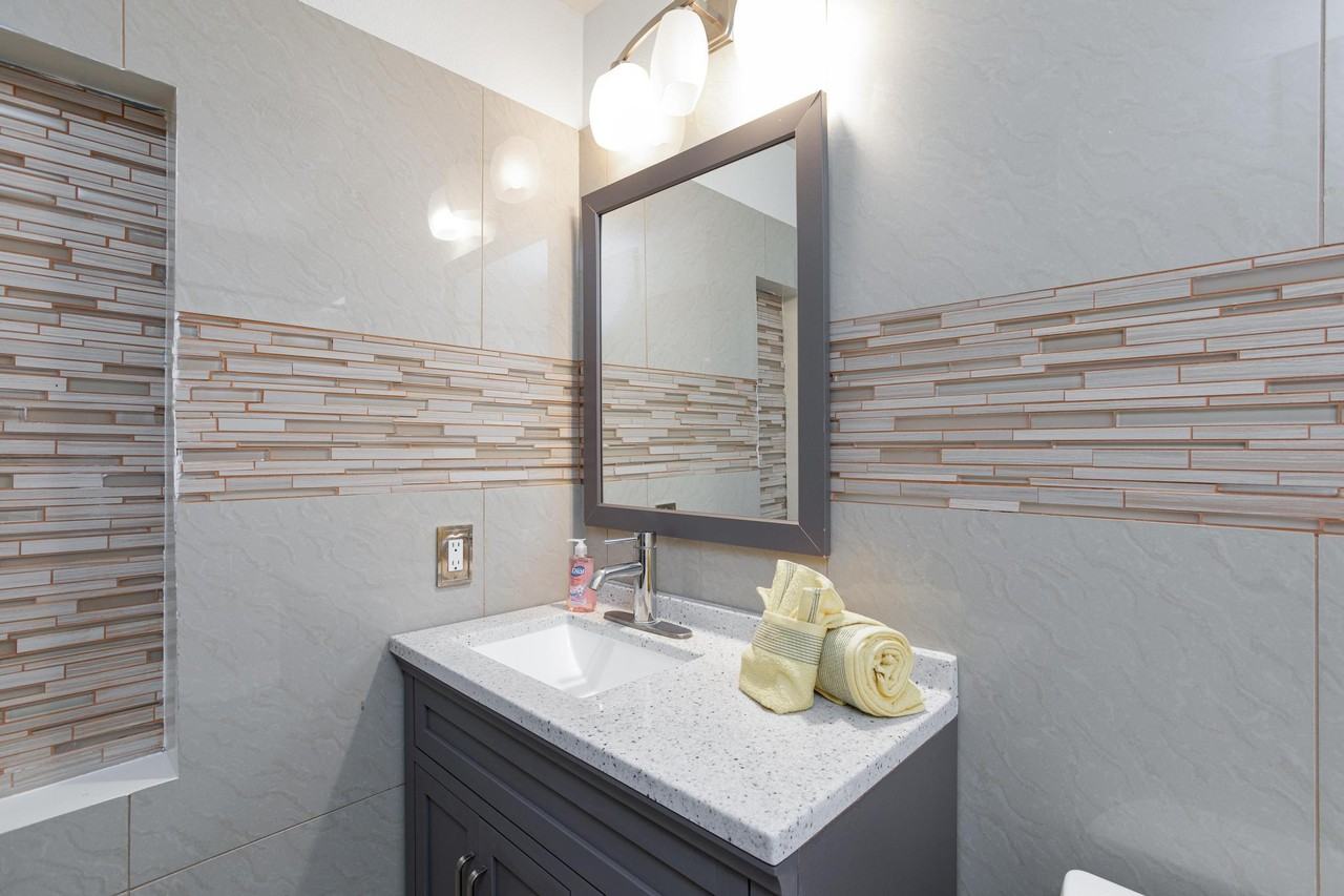 Casa Verde Dr - Photo 3 of 19