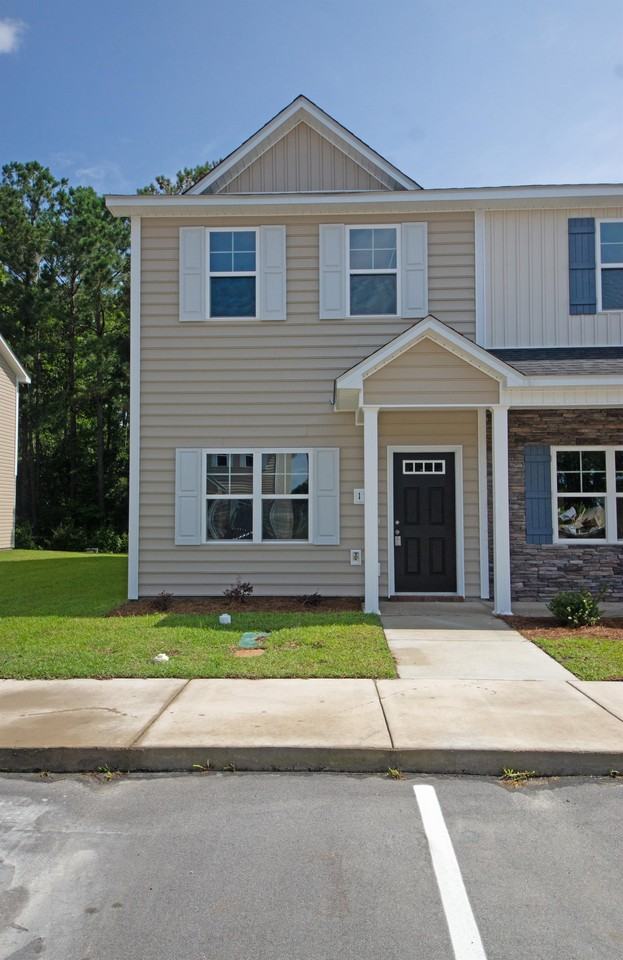 117 Jayden Dr E #1 - Photo 2 of 28