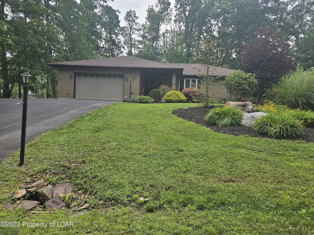 72 Fox Rd - Photo 2 of 43