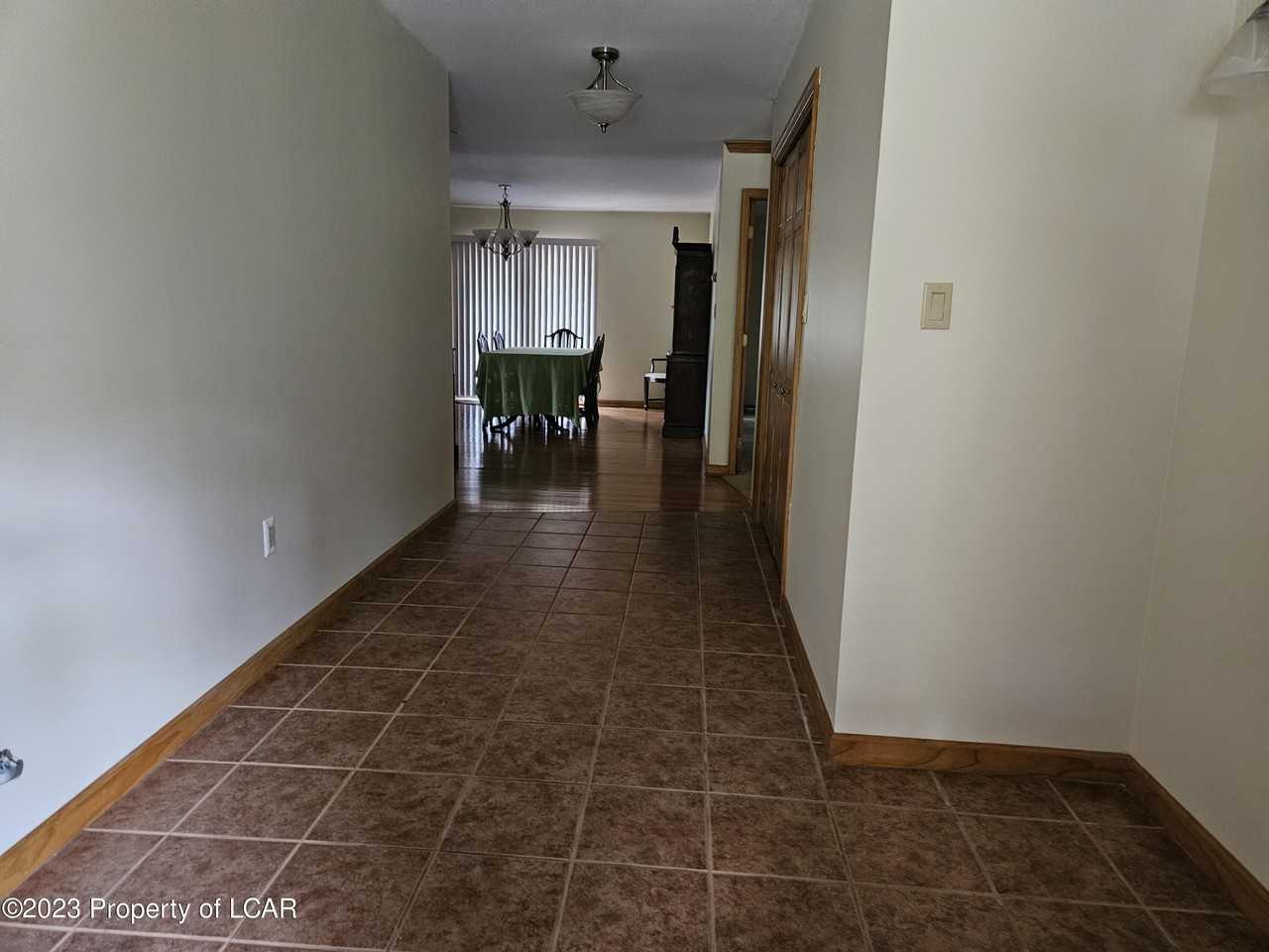 72 Fox Rd - Photo 3 of 43