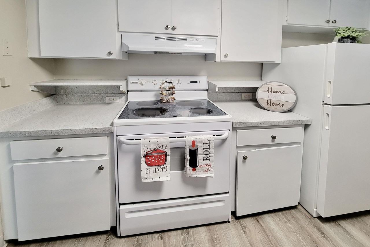 Sawgrass Apartments - Photo 3 of 28