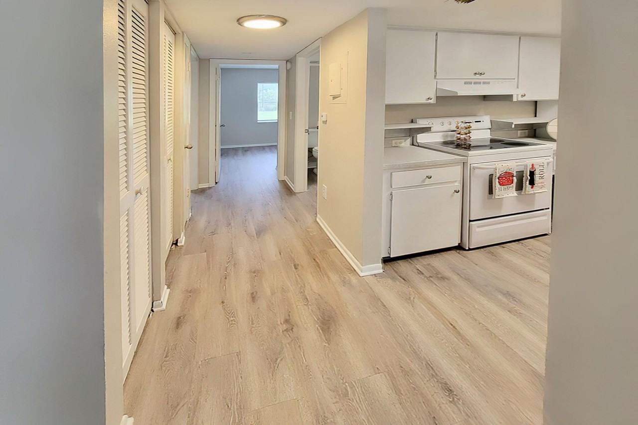 Sawgrass Apartments - Photo 4 of 28