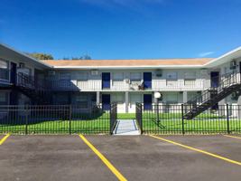 featured image of 3809 W Iowa Ave