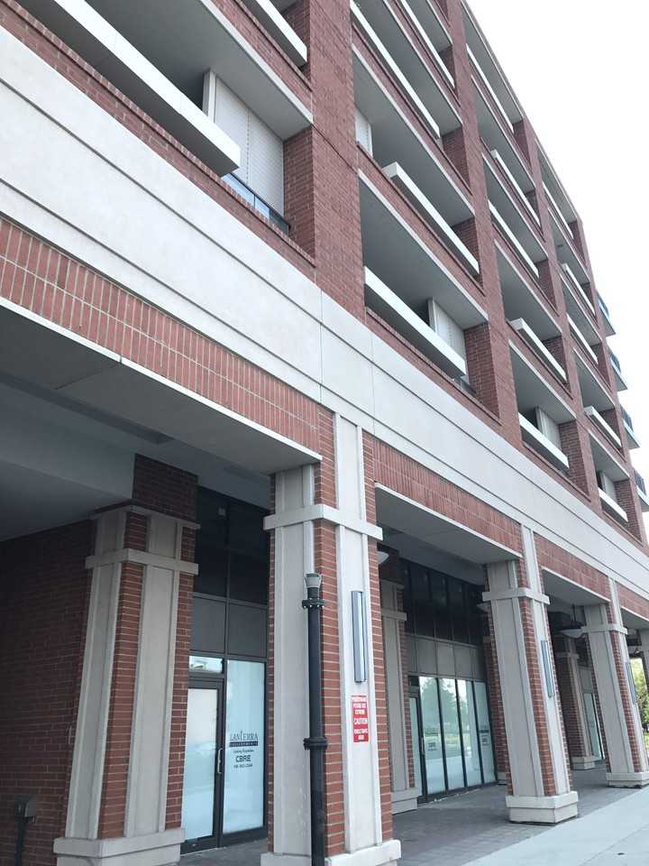 Treviso II 830 Lawrence 3437 Apartments 830 Lawrence Ave W