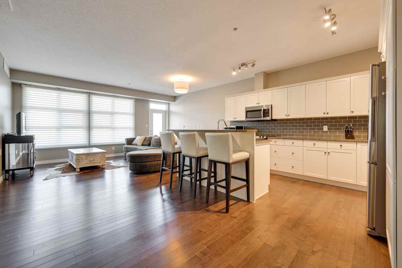 9603 98 Ave - Photo 2 of 9