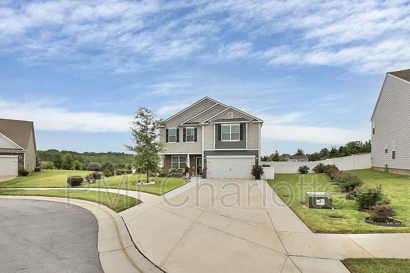 106 Honey Ct - Photo 4 of 42