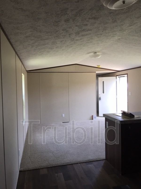 112 Lakeside Ln - Photo 3 of 3
