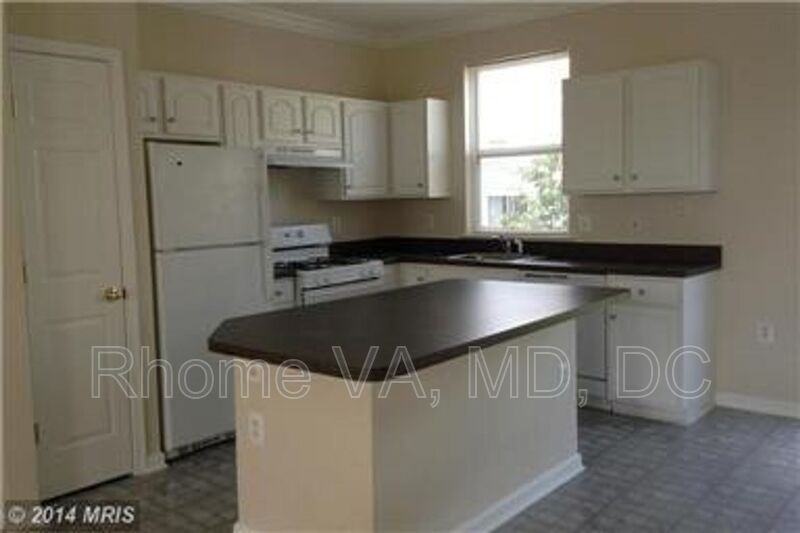 21809 Jarvis Sq - Photo 5 of 15