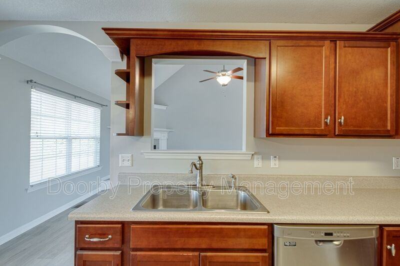 7420 Salmon Ln - Photo 6 of 30