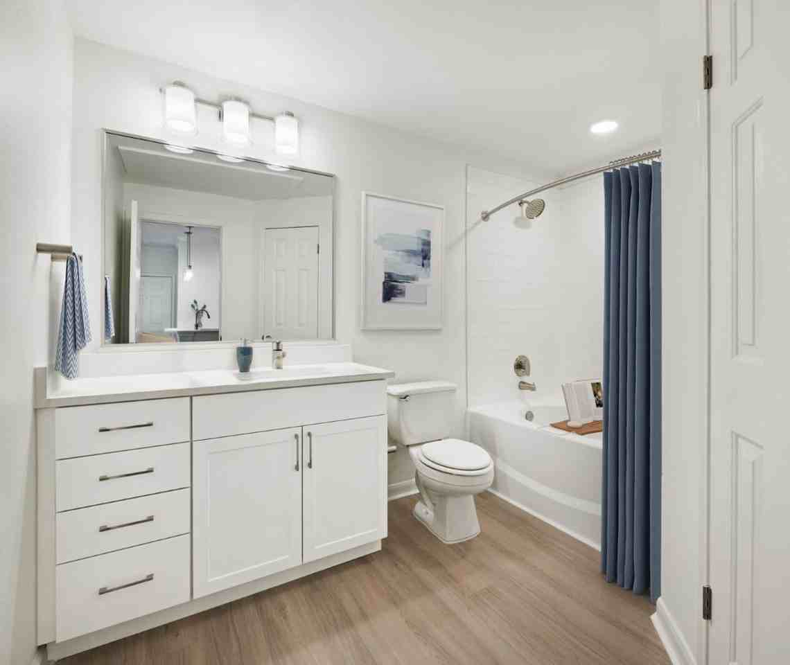 Camden Stoneleigh - Photo 4 of 47