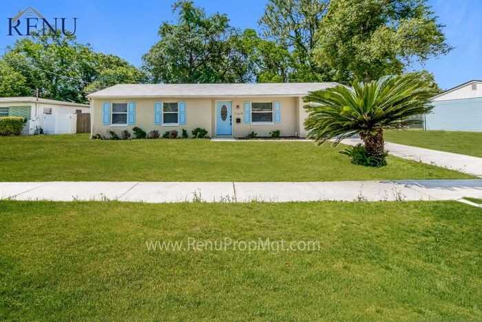 11614 Sands Ave - Photo 2 of 18