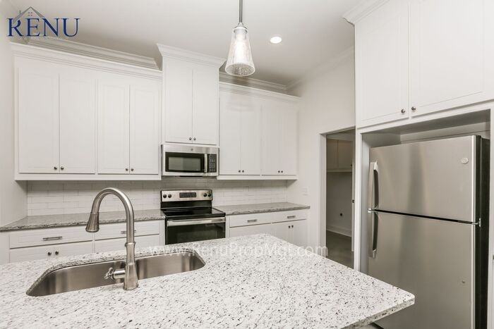 163 163 Shelby Mae Circle - Photo 2 of 22