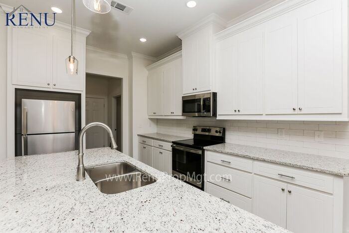 175 175 Shelby Mae Circle - Photo 2 of 17