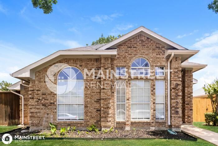 6525 Bandalia Dr - Photo 3 of 16