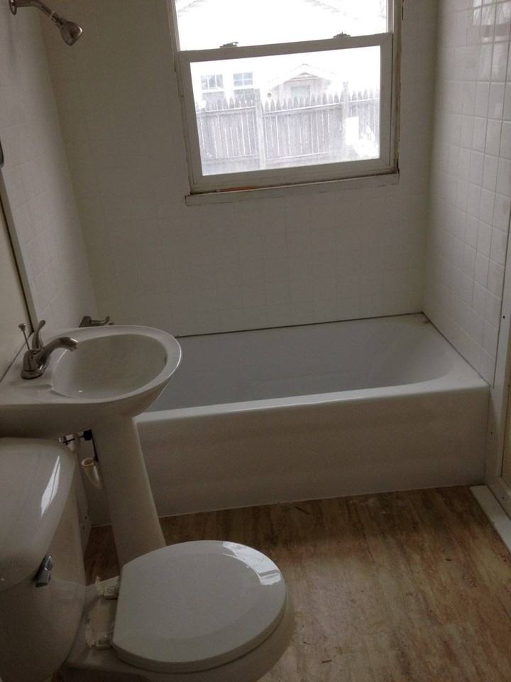 2365 E Decatur St #NA - Photo 2 of 5