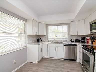 1004 Osage St #NA - Photo 2 of 5
