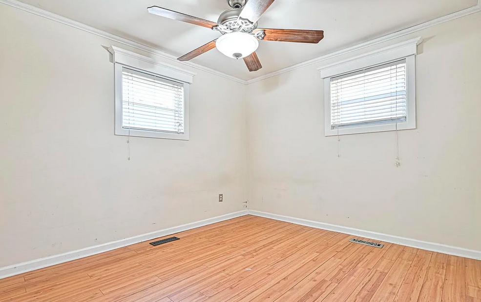 1122 Monmouth Rd #NA - Photo 2 of 6