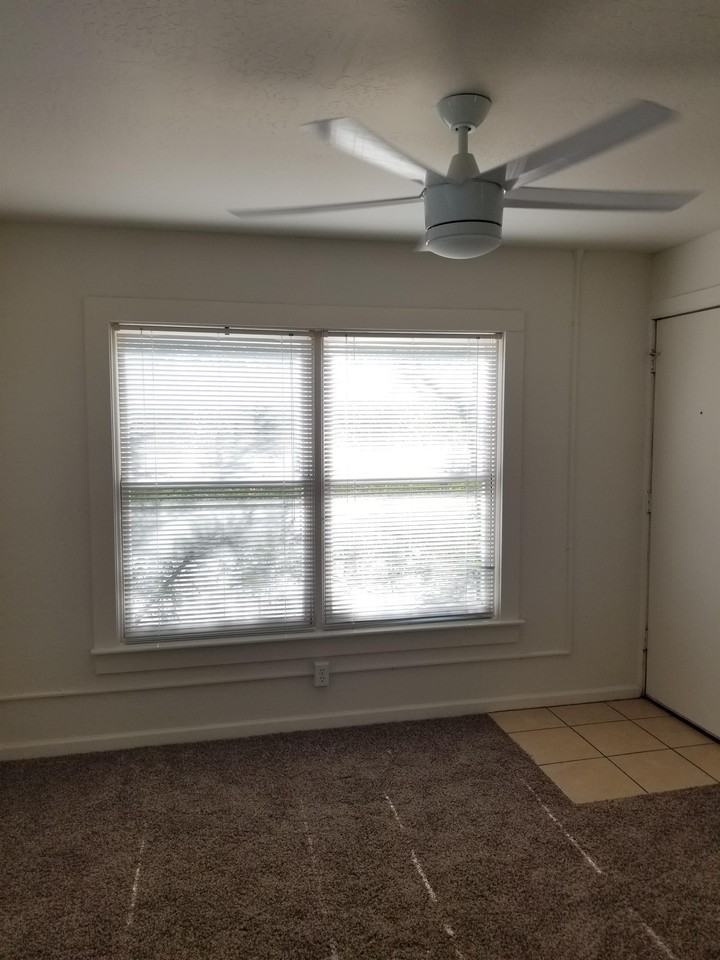 510 W Fillmore St #14 - Photo 3 of 29