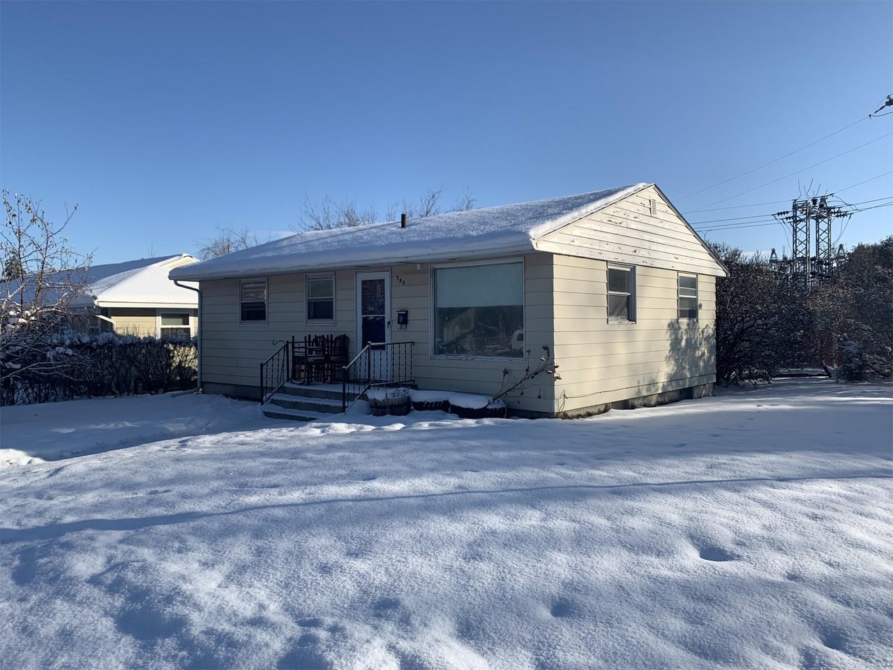 732 S 12th Ave #A - Photo 2 of 13