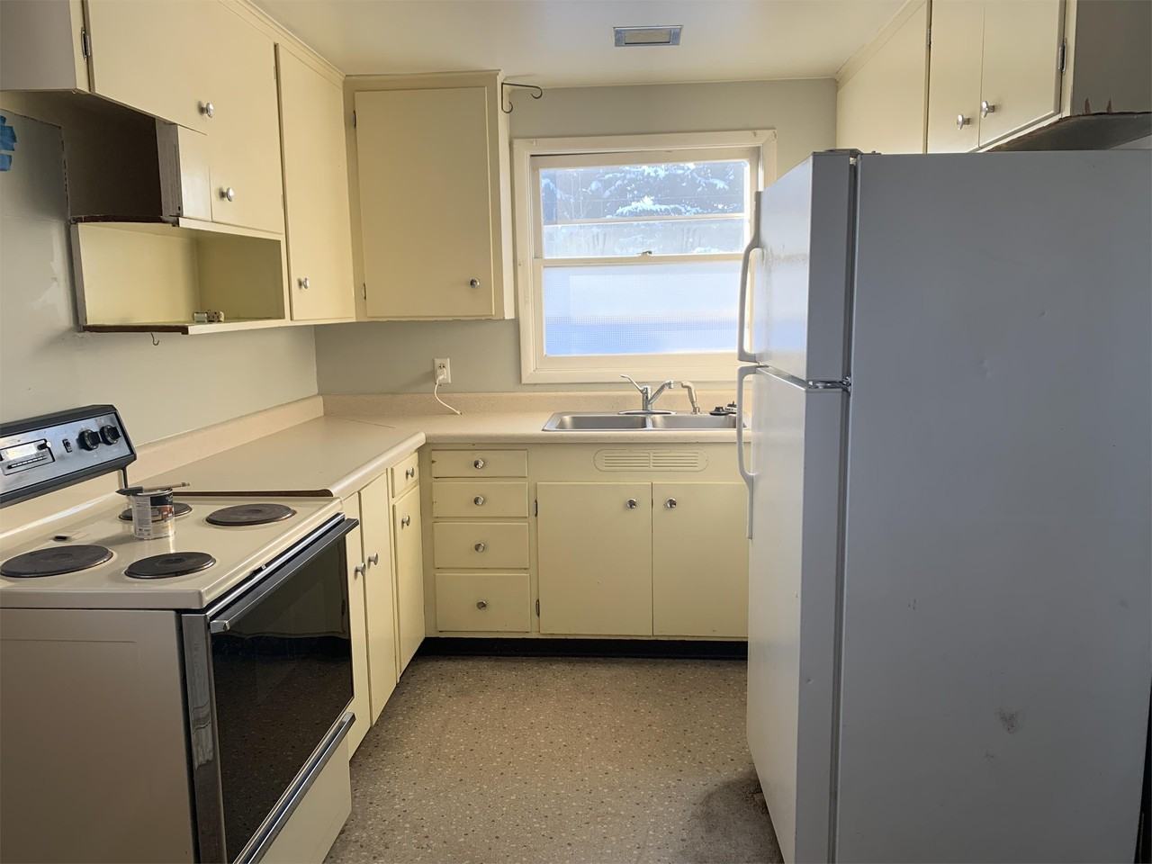 732 S 12th Ave #A - Photo 6 of 13