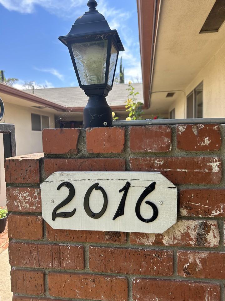 2016 Rose Ave #1 - Photo 4 of 23