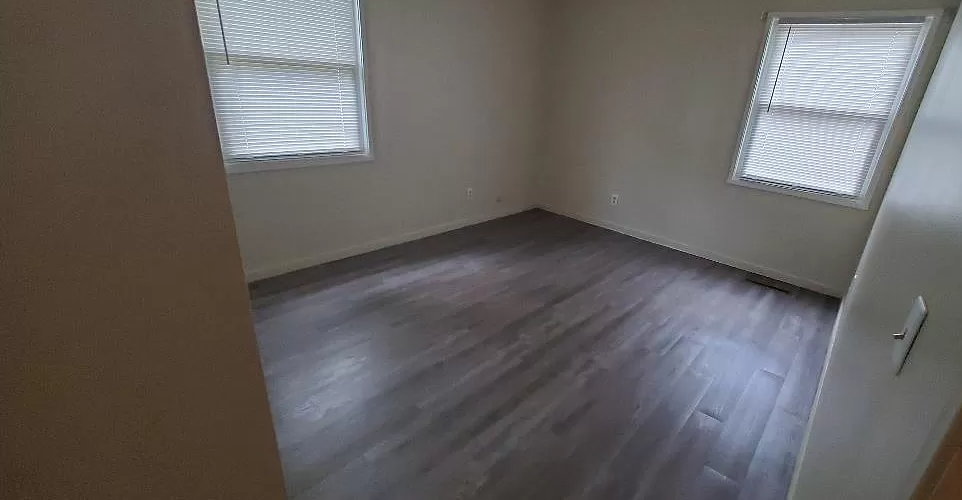 1020 S Eastview Dr #1 - Photo 6 of 12